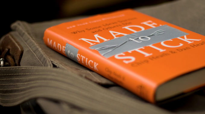 Libro "Made to Stick"